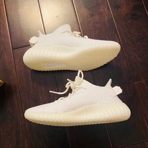 SOLD Yeezy Boost 350 v2 White Cream